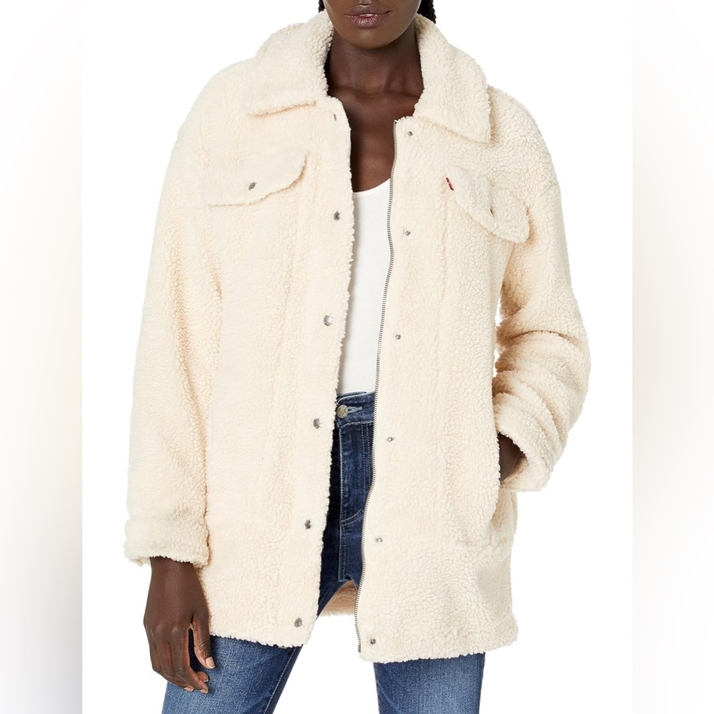 Levi’s Long Teddy Sherpa Trucker Jacket size M